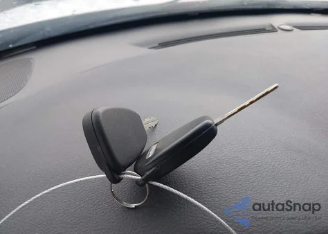 2011 Chrysler 200 Lx z USA, uszkodzony, nr VIN 1C3BC4FB9BN553725